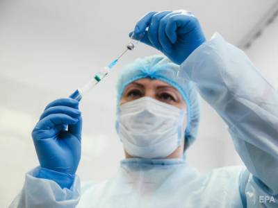 В Украине завершили вакцинацию от COVID-19 около 50 тыс. человек
