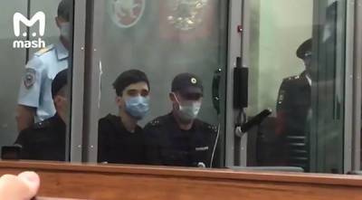 Уволен полицейский, который выложил в Сеть видео первого допроса казанского стрелка