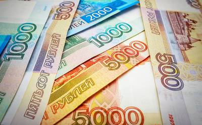 Выяснилось, на что готовы россияне за зарплату в 250 тысяч рублей