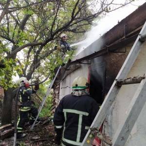 В Запорожском районе во время пожара погибла пожилая женщина. Фотофакт