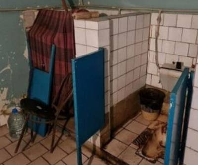 Горе-мать в Харькове оставила младенца в общественном туалете: "положила в пакет и..."