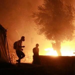 В Греции произошел масштабный лесной пожар. Видео