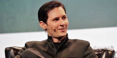 Павел Дуров назвал владельцев iPhone "цифровыми рабами"
