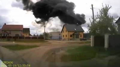 Момент крушения военного самолета Белоруссии попал на видео