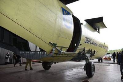 На заводе «Антонов» презентовали первый фюзеляж самолета Ан-178Т для нужд ВСУ (ФОТО)