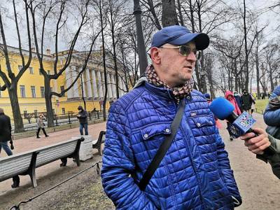 Оппозиционный депутат Петербурга Максим Резник объявил, что идет на выборы в парламент