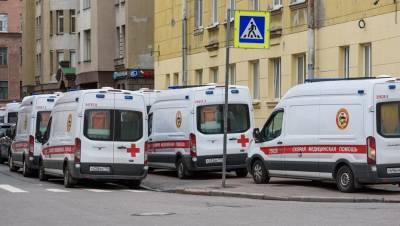 В России подскочила заболеваемость COVID-19, в Петербурге почти 800 заражённых
