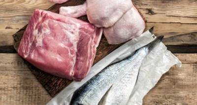 В Луганске подешевели говядина, мясо птицы и рыба