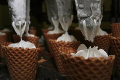 Эксперты выявили нарушения в 90% отечественного мороженого
