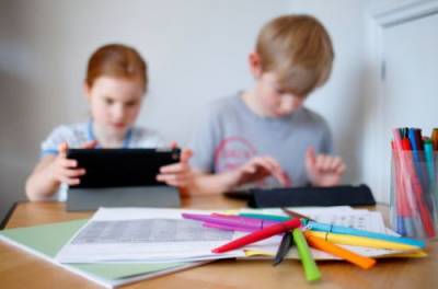 МОН запустил мобильное приложение "Всеукраинская школа онлайн"