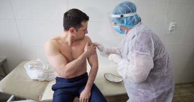 Украина не в приоритете по предоставлению вакцин, - Зеленский
