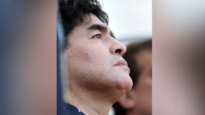 Семь аргентинских медработников обвиняются в смерти Марадоны