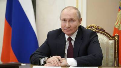 Путин: Россия "зубы выбьет" всем, кто попробует что-то у нее "откусить"