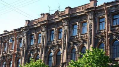 В доме Челищева на улице Чайковского незаконно строили мансарду