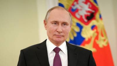 Путин: Россия выбьет зубы всем желающим что-то от нее "откусить"