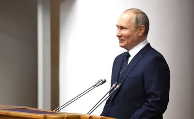 Путин предупредил о возможности "выбить зубы" желающим что-то откусить от России