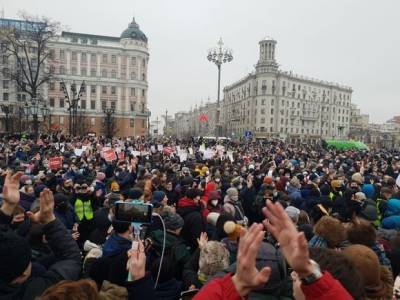 Бизнесмену Есенову дали четыре года колонии за избиение полицейского на акции в Москве