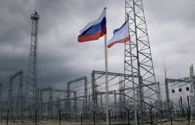 Одна из четырех ниток энергомоста в Крым оказалась повреждена