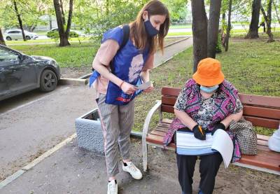 Волонтеры собрали порядка 7 тыс. подписей в поддержку инициативы Анатолия Вассермана по отмене пенсионной реформы