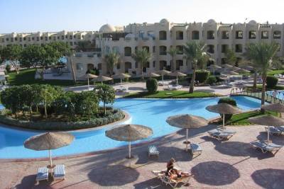 Египет ввел платные визы для туристов, приезжающих на курорты