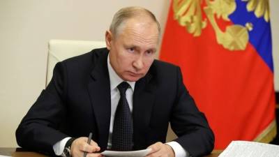 «Зубы выбьем»: Путин о попытках «покусать» Россию