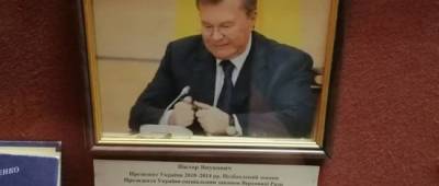 Луцкие краеведы потроллили Зеленского и Януковича