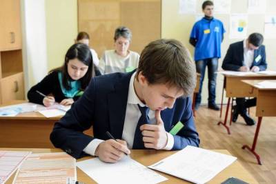 Вместо ОГЭ: сегодня костромские девятиклассники пишут итоговые контрольные