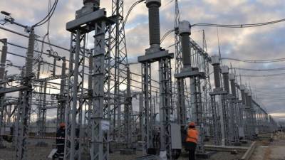 Поврежденную линию энергомоста в Крым заменят резервной