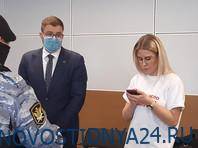 Следователи спрашивали Соболь о ее винирах на допросе по делу о «мошенничестве» Навально