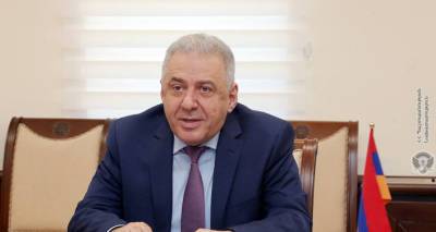Арутюнян и Шойгу по телефону обсудили ситуацию в Карабахе и регионе
