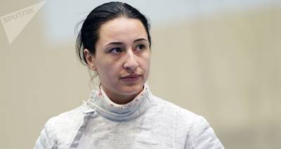 Двукратная чемпионка ОИ по фехтованию Яна Егорян стала мамой