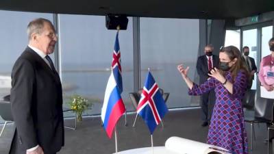 Лавров пошутил про Блинкена и вулканы на встрече с премьер-министром Исландии
