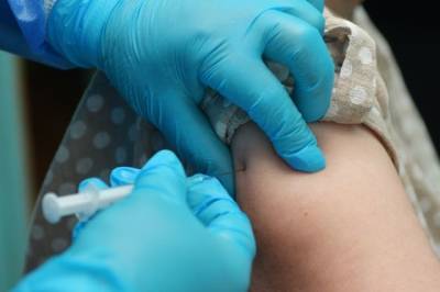 Испытания вакцины «Спутник V» на детях могут начаться в ближайшие недели