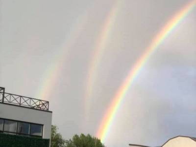 Фото дня: в Днепре на небе после грозы заметили тройную радугу (ФОТО)