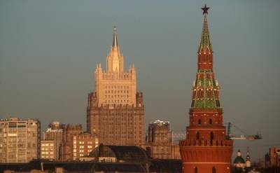 В российском МИДе предложили включать в перечень недружественных те страны, где сносят советские памятники