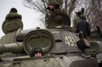 Боевики стягивают танки в Донецкой области