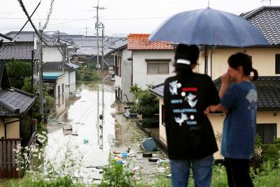 Более 40 тысяч японцев получили указание эвакуироваться из-за ливней
