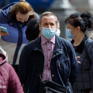 В Украине выявили почти 5 тысяч новых случаев коронавируса