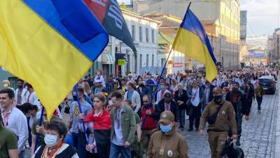 В Харькове назвали парад вышиванок «отвратительным парадом нацистского быдла»