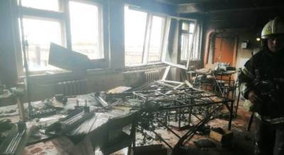 В мастерской в Чебоксарах случился пожар, эвакуировали 40 человек