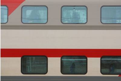 Летом из Петербурга в Анапу запустят двухэтажные поезда
