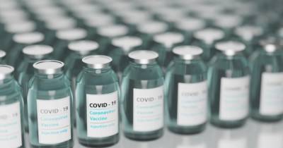 В правительстве назвали график поступления в Украину COVID-вакцин