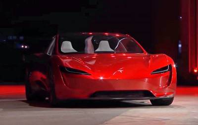 «Реактивный» гиперкар Tesla Roadster разгонится до 100 км/ч за 1,1 секунды