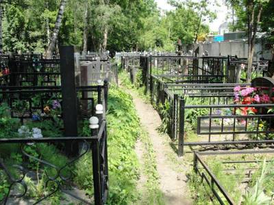 Продававшего места на кладбище ульяновца оштрафовали на 300 тысяч рублей