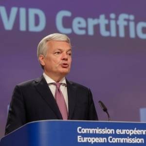 В ЕС разработали три вида COVID-сертификатов