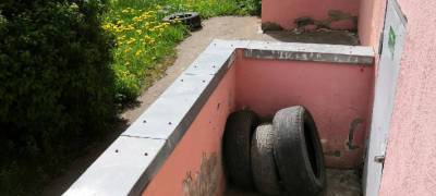 Спасаясь от фотоловушек, жители Петрозаводска выбрасывают покрышки куда придется (ФОТО)