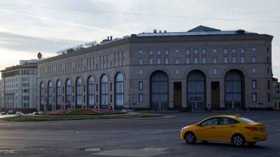 Суд на неделю приостановил работу Центрального детского магазина в Москве