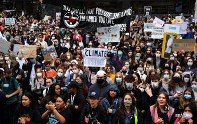 В Австралии школьники вышли на климатические протесты