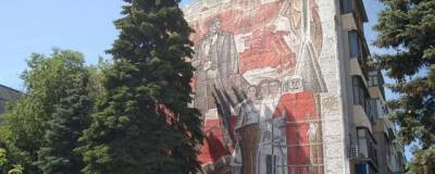 Часть мозаичного панно с Лениным демонтировали на улице Карпинского в Пензе