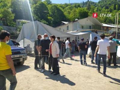 Профсоюзы Грузии поддержали бастующих сотрудников «Боржоми»